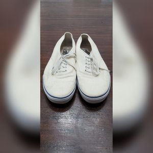 VANS AUTHENTIC